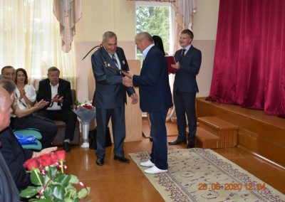 На заслуженный отдых с почётом и уважением