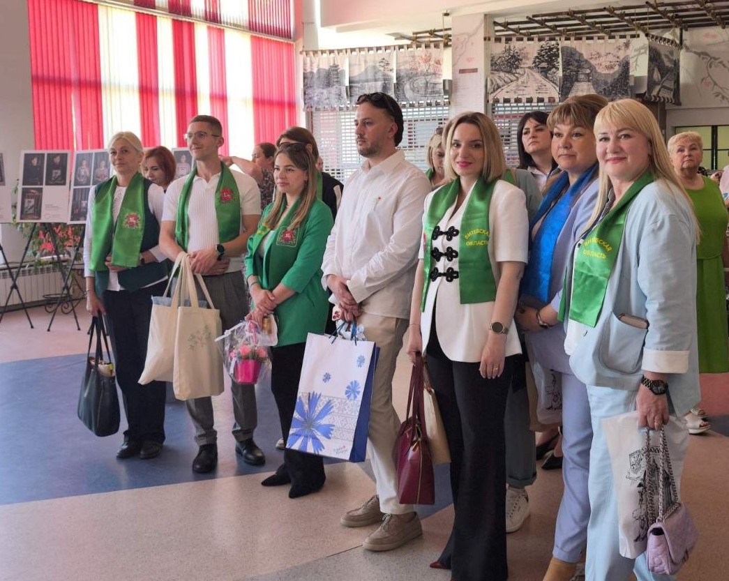 Участие специалистов во II методическом слете «Объединяя усилия» в Смоленске